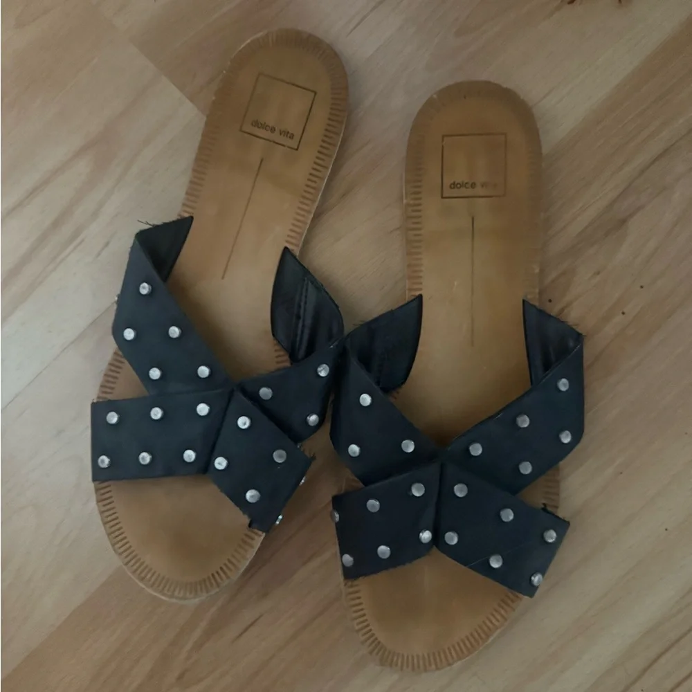 Dolce Vita Black studded Dot Women's Sandals - Picture 2 of 4